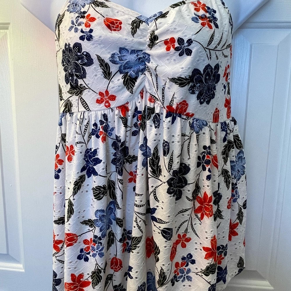 Torrid eyelet Summer tank size 0